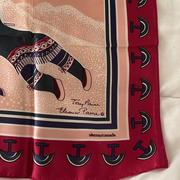 Tony and Eleanor Paine Scarf - Picture 3 of 5